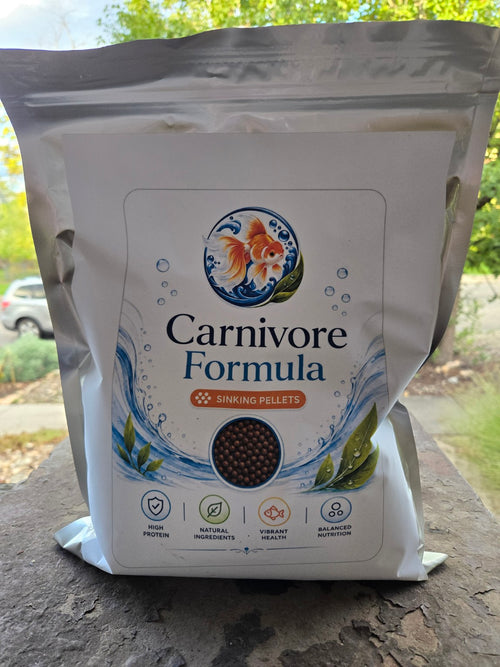 Actual FinNaturals Carnivore Formula 2.5 mm silver pouch photographed outdoors, front label.